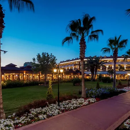 Club Turan World Hotell