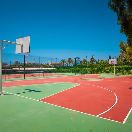 Club Turan World - Kids Concept סייד
